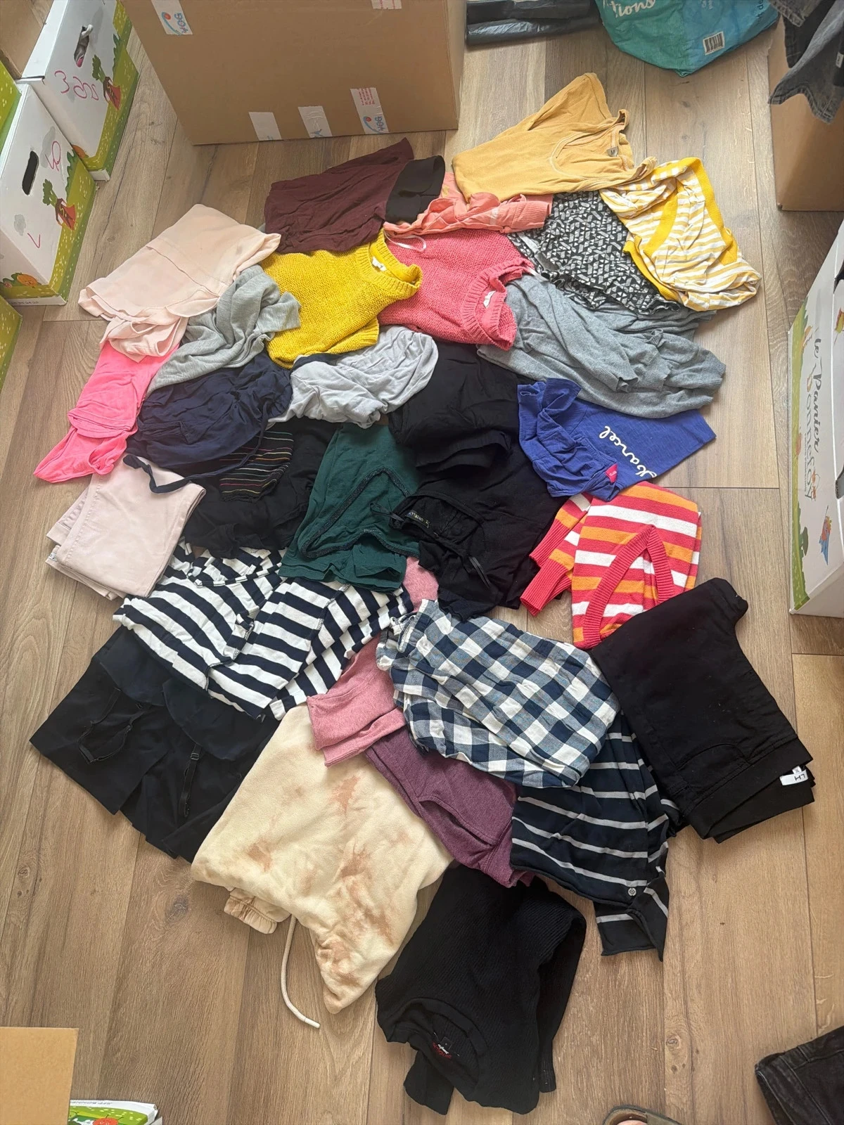 Lot de 30 vêtements